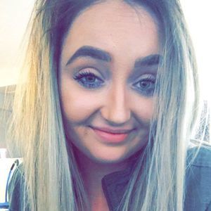 Meet your Posher, Elle