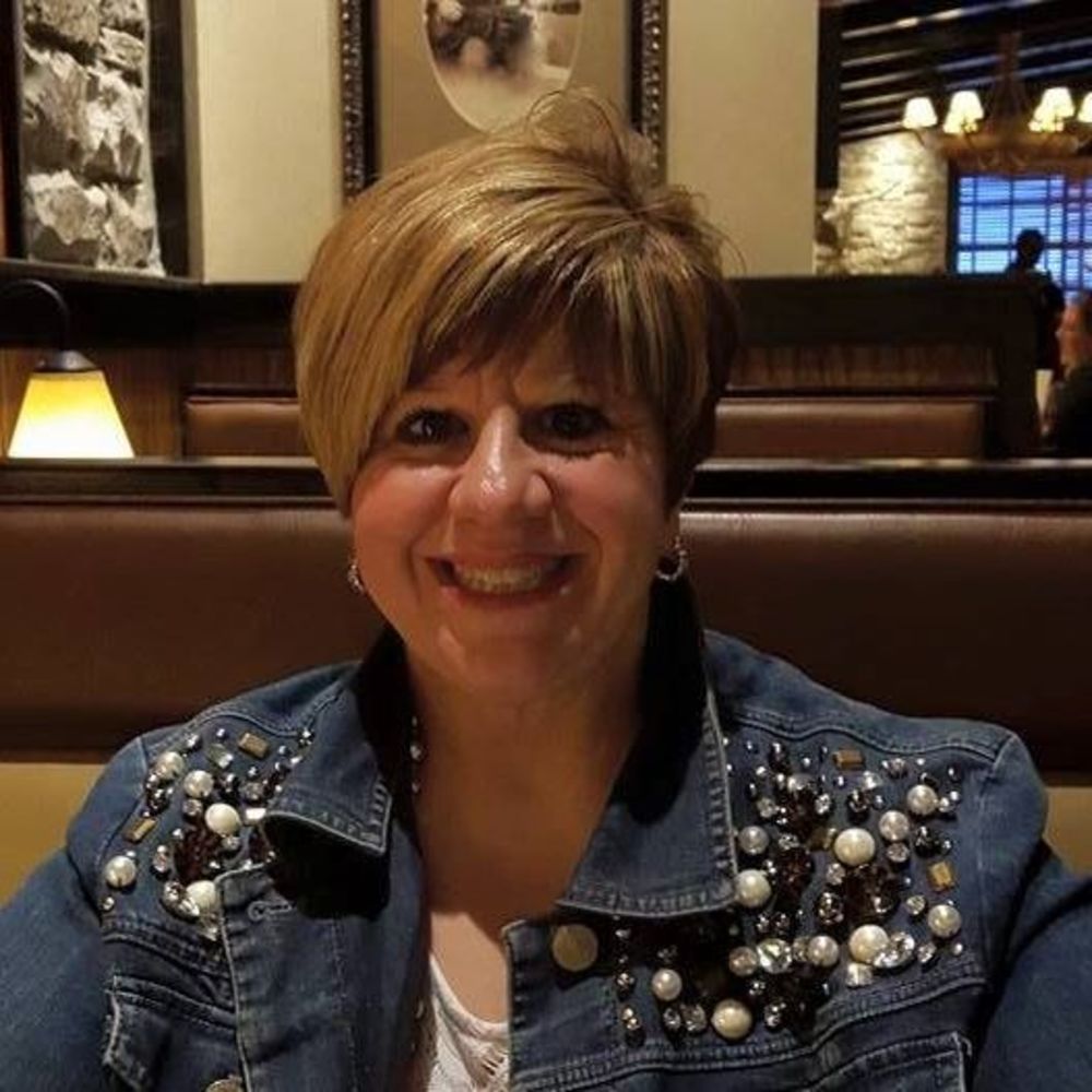 Meet your Posher, Denise