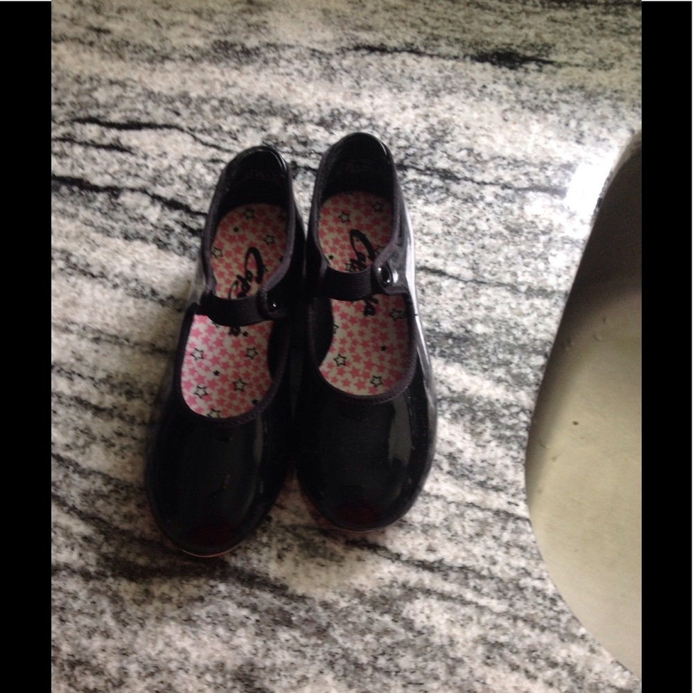 Children's tap shoes