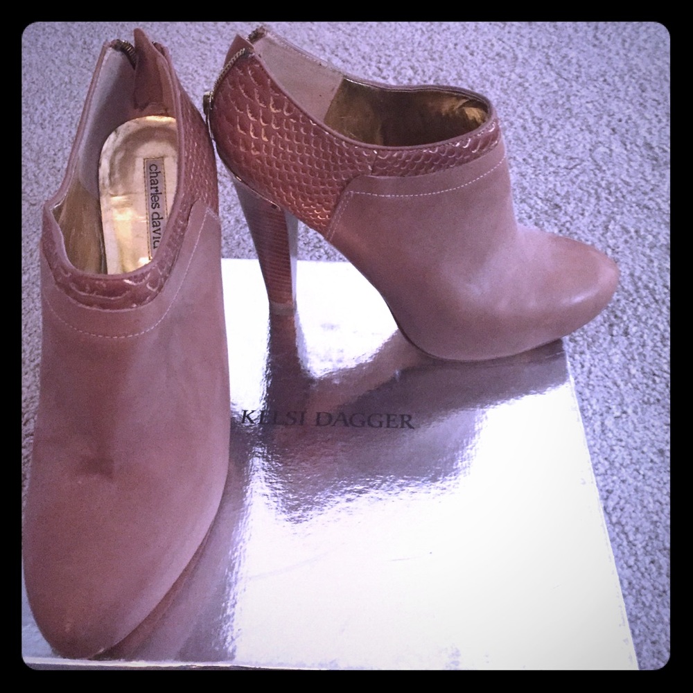 Bootie! Great fall shoe!