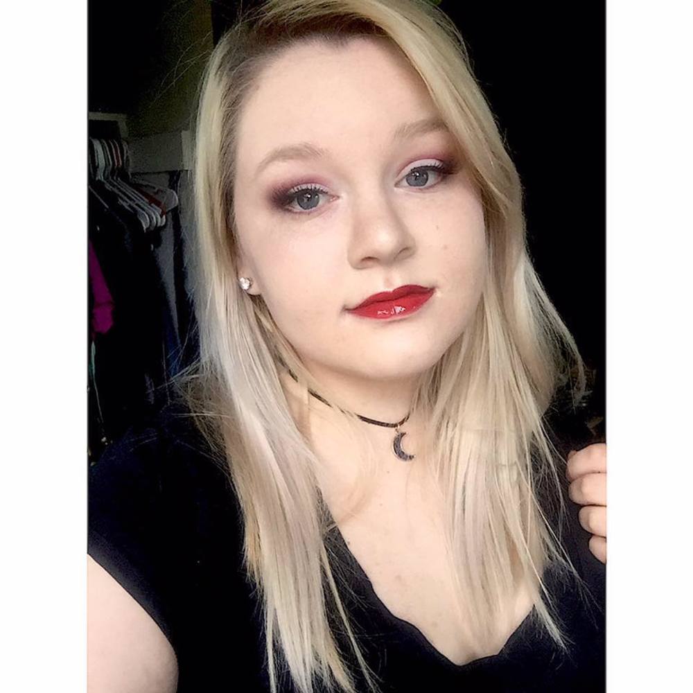 Meet your Posher, Sara