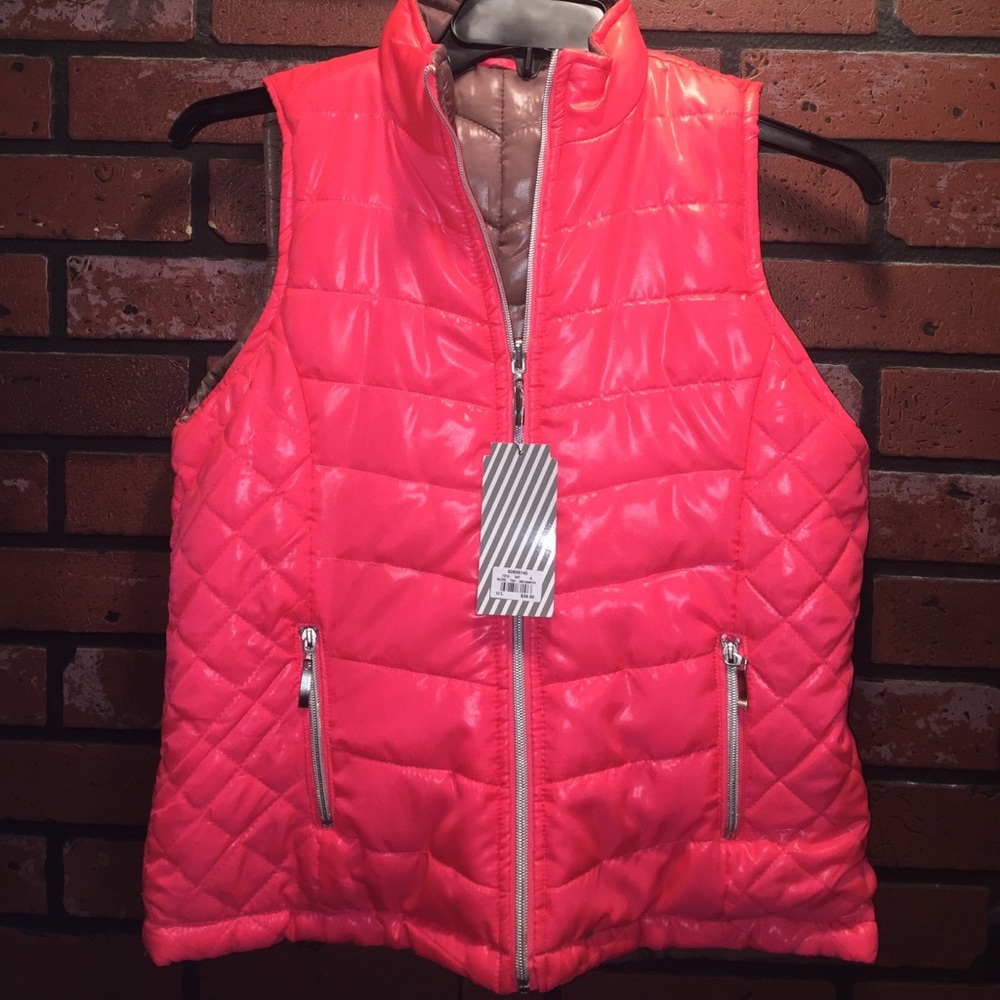 NWT reversible puffer best