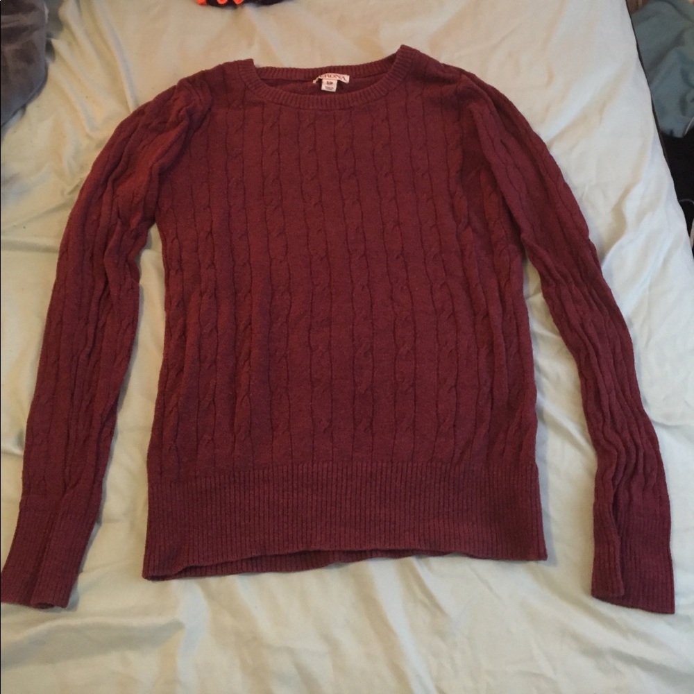 Maroon long sleeve