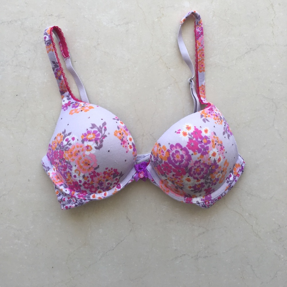 VICTORIA'S SECRET BRA