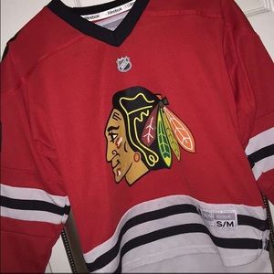 Patrick sharp blackhawks jersey