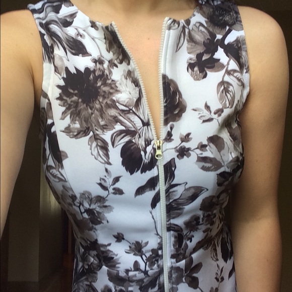 Carmen Zip-up spring dress 🌹🌼 - Picture 3 of 6