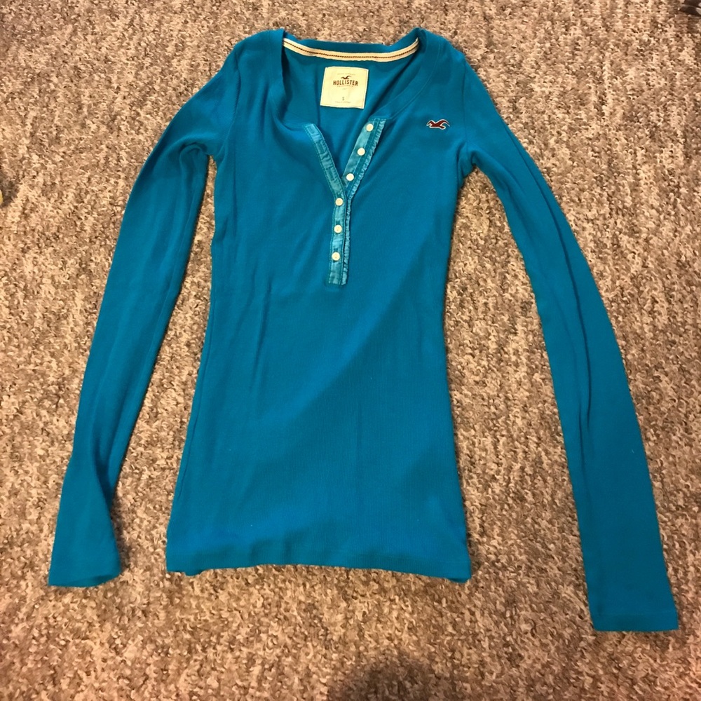 Hollister long sleeve top: small