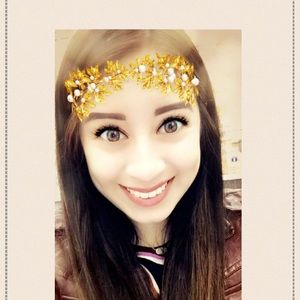 Meet your Posher, Liz