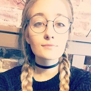 Meet your Posher, Melanie