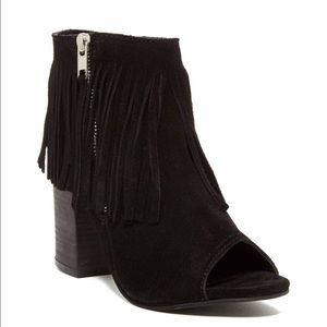 NIB Carlos Santana Jasper Fringe Black Booties