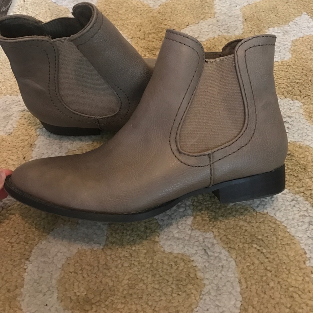 Old Navy Greyish Tan Booties