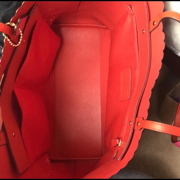 Authentic Pink Coach Tote barely used - Picture 5 of 8