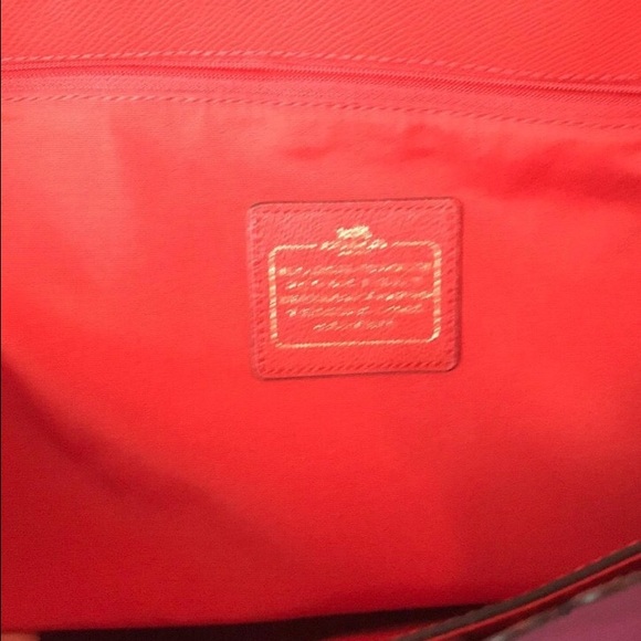 Authentic Pink Coach Tote barely used - Picture 6 of 8