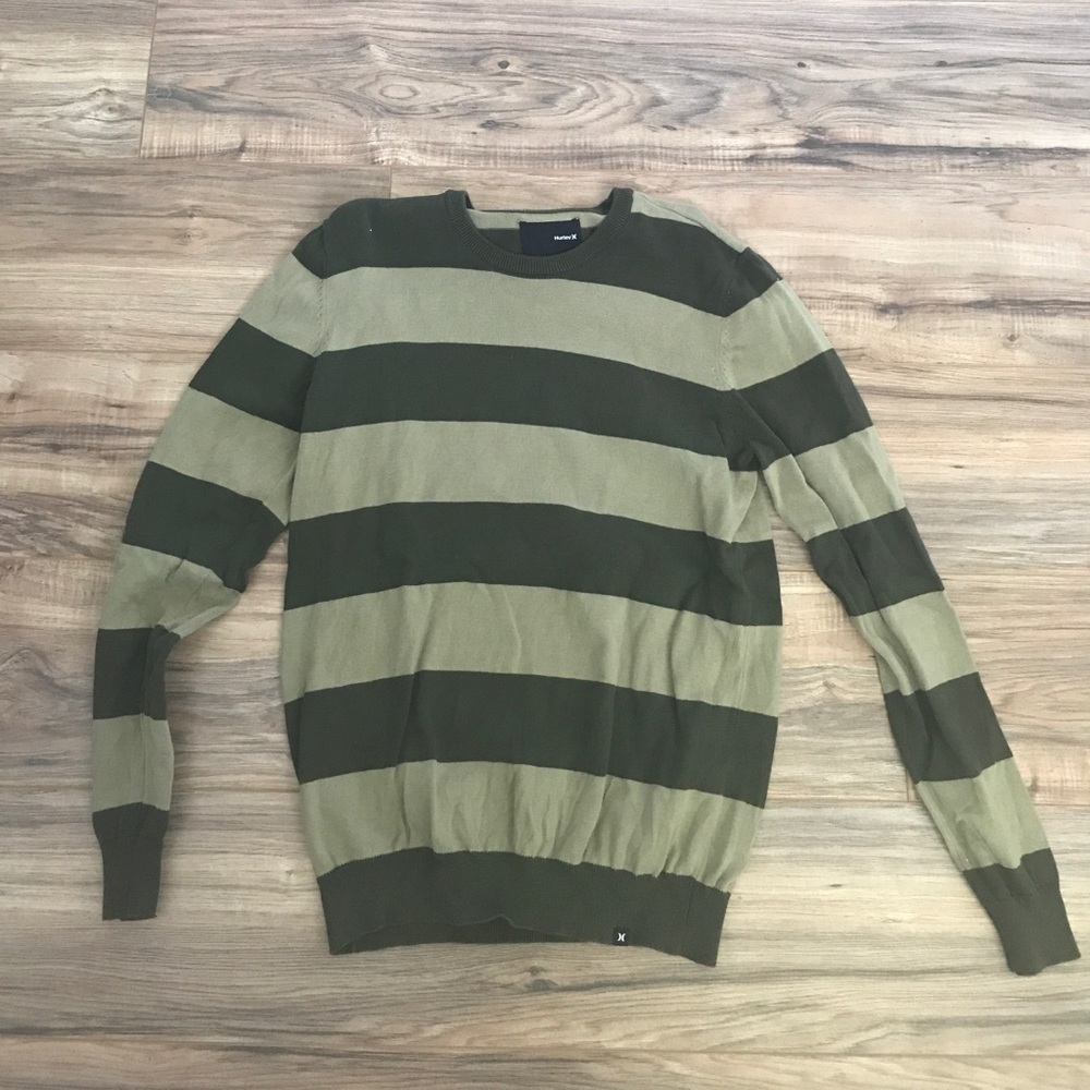 Hurley sweater