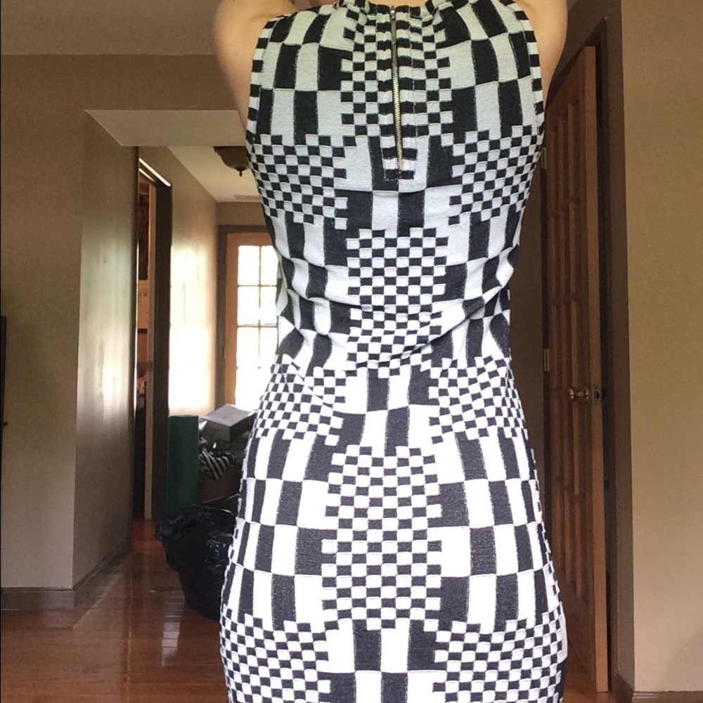 Box pattern Midi Dress - Picture 2 of 5