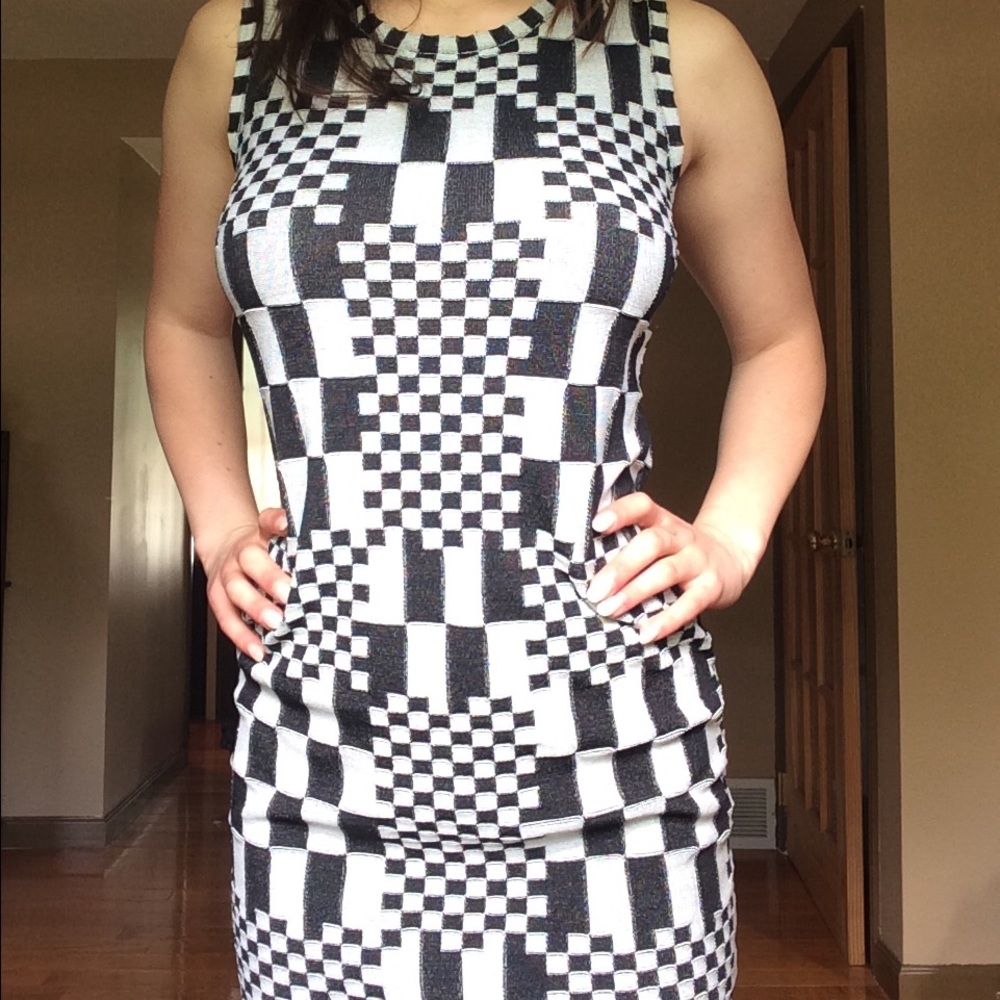 Box pattern Midi Dress - Picture 3 of 5