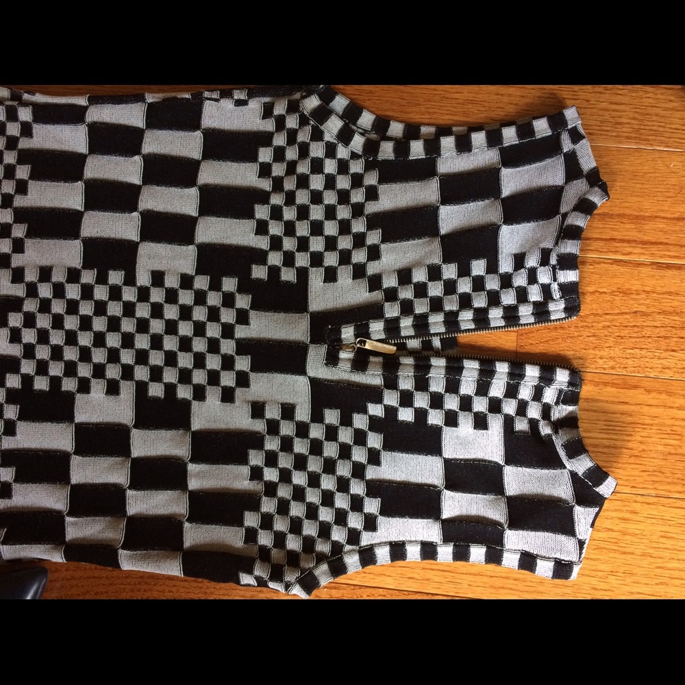 Box pattern Midi Dress - Picture 4 of 5