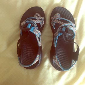 Chacos size 6