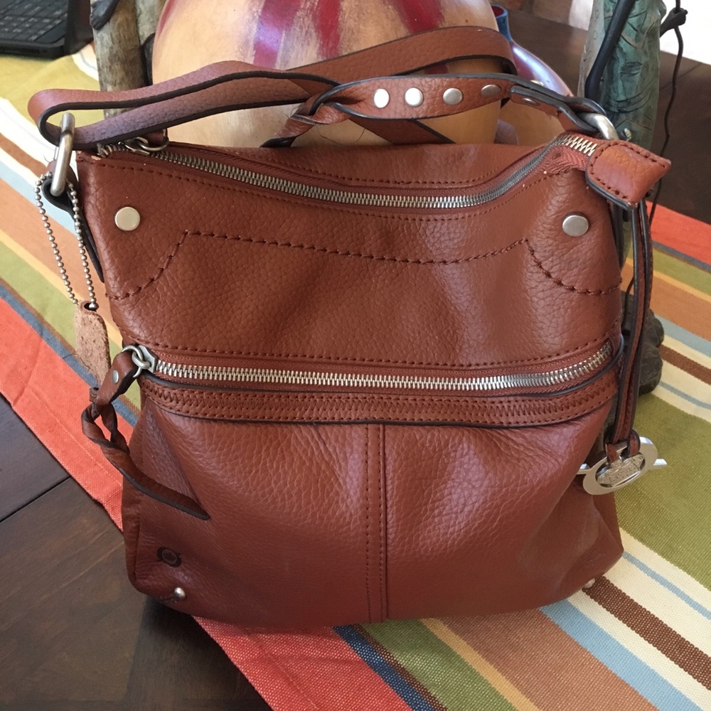 Born cross-body