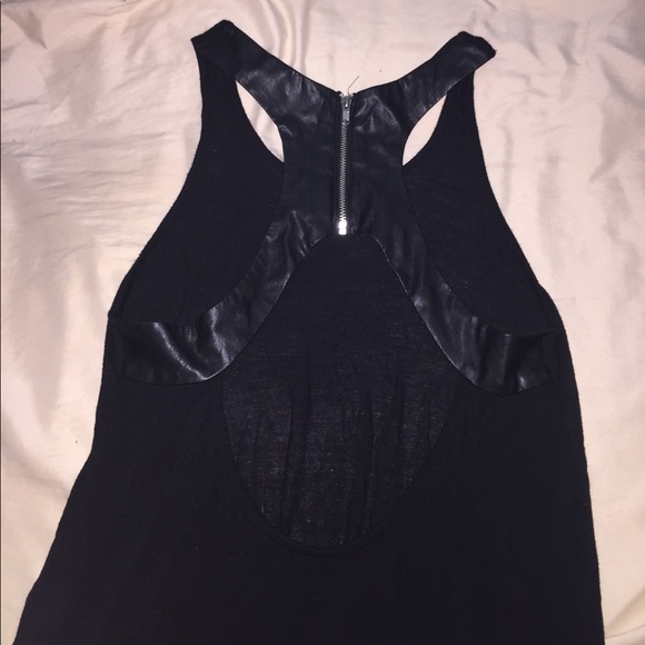 Tank top - Picture 1 of 1