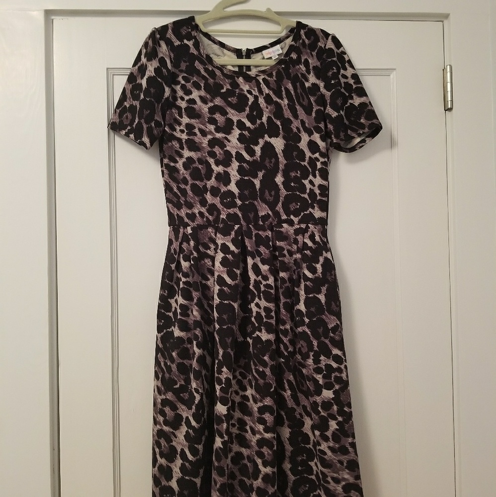 Lularoe Amelia