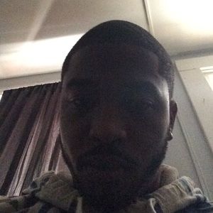 Meet your Posher, Dontrell