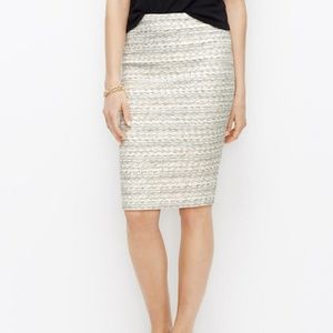 Ann Taylor Grey and White Tweed Pencil Skirt