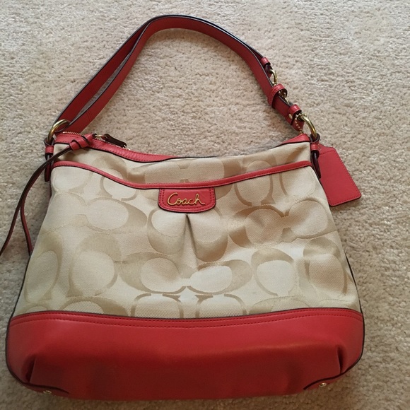 Authentic Coach Handbag - Picture 1 of 5