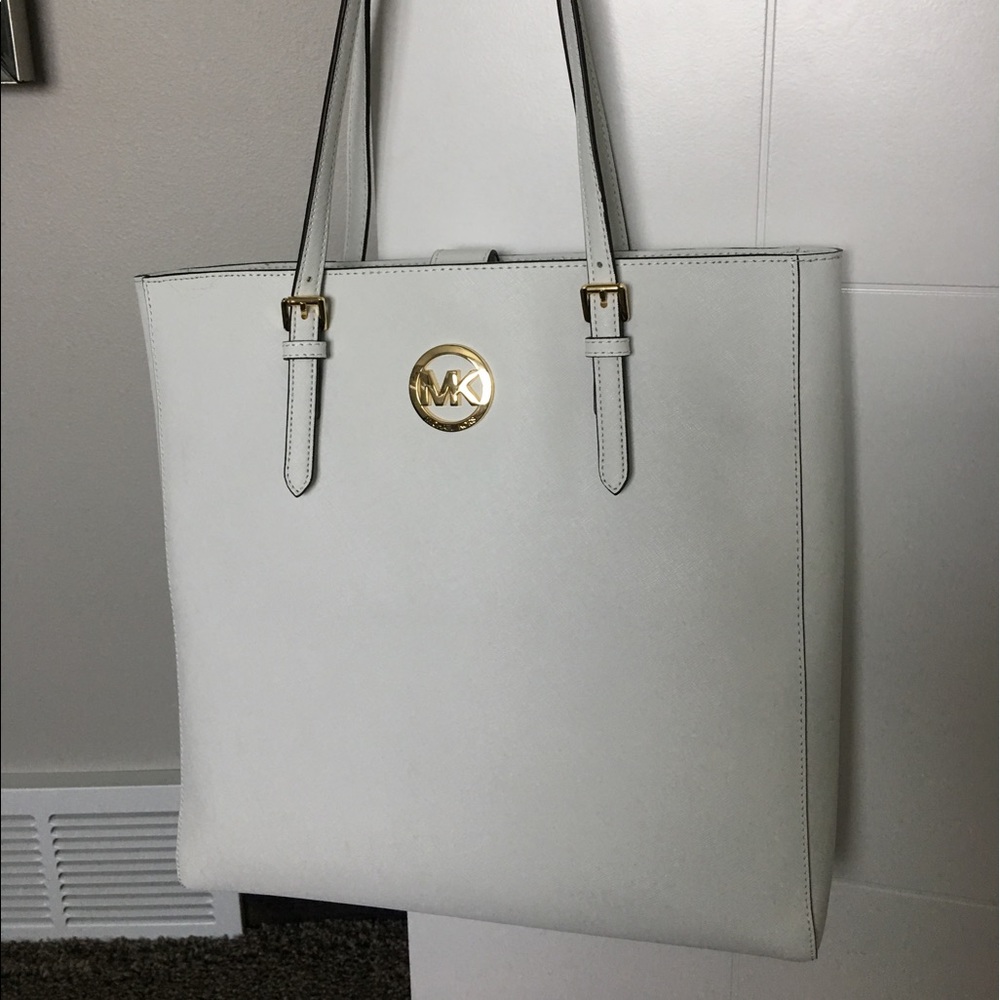Michael Kors White handbag