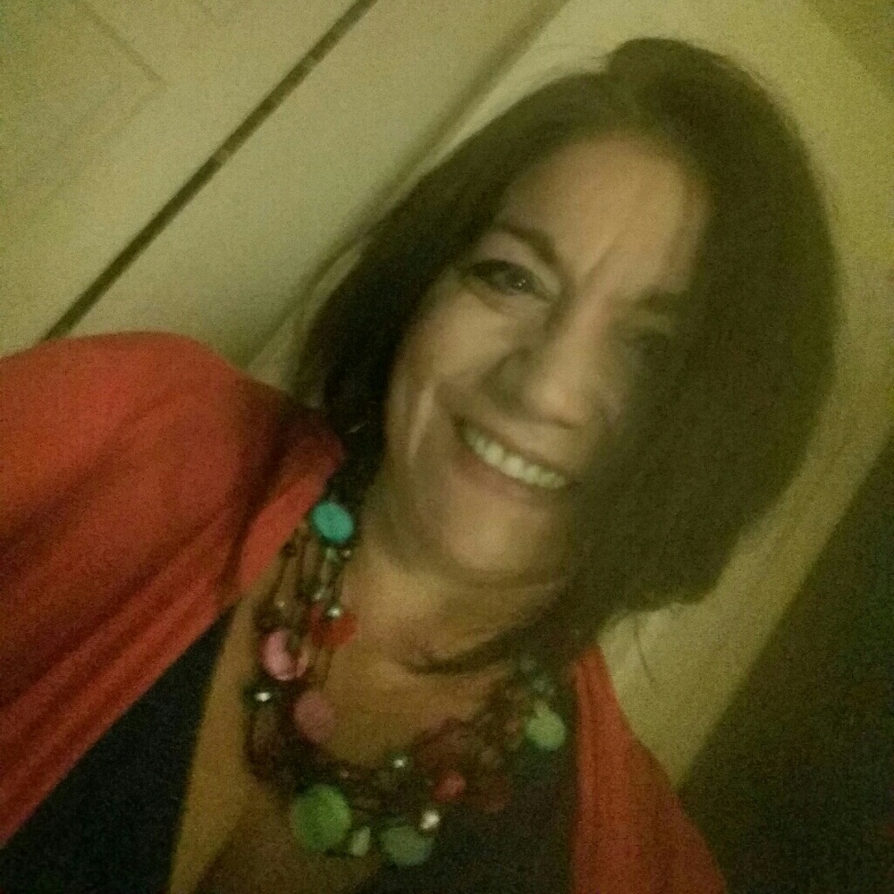 Meet your Posher, Andrea