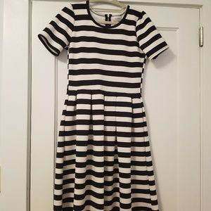 Lularoe amelia dress