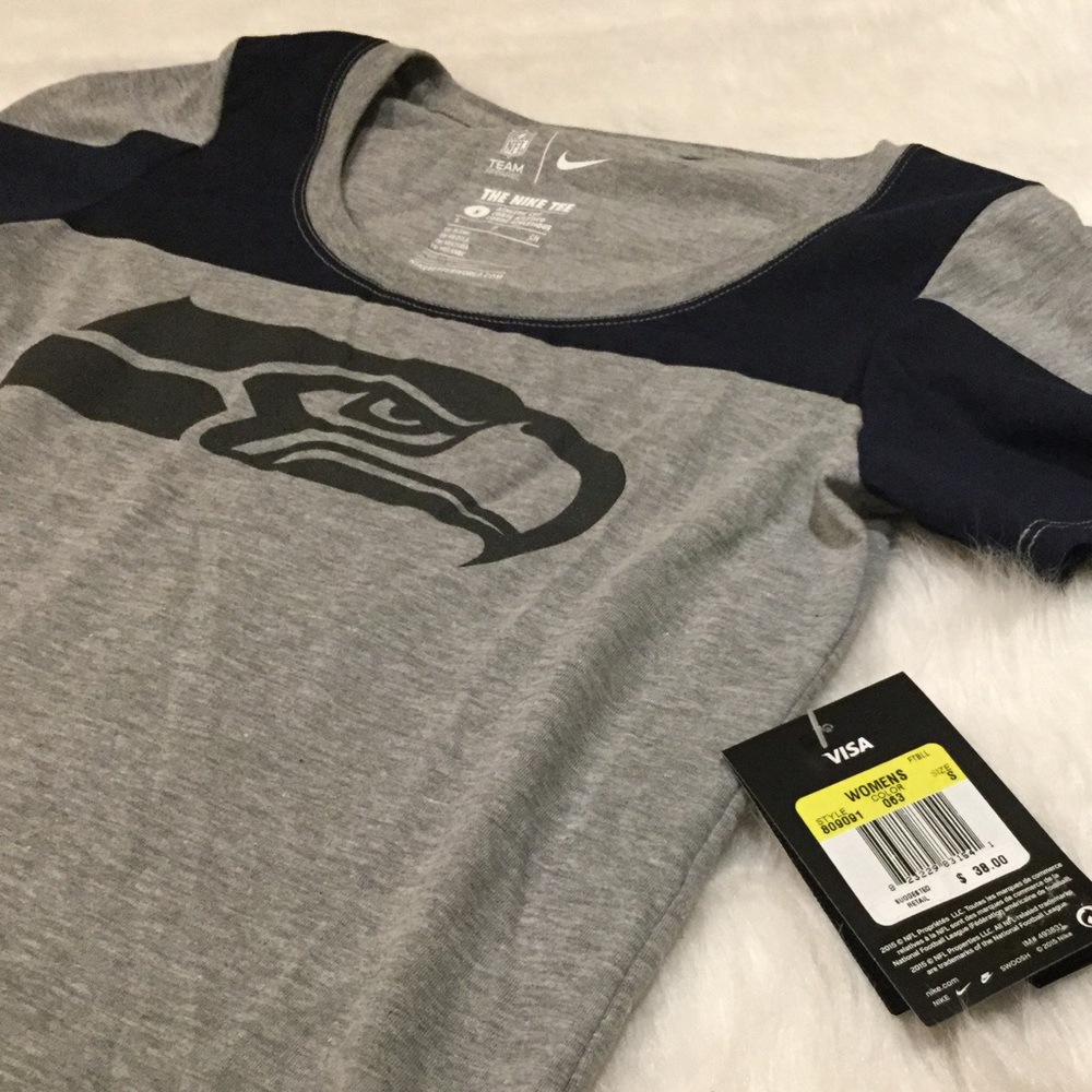 🎉BOGO 🆓🎉NWT Nike Seahawks Champion Drive Tee - Picture 4 of 7