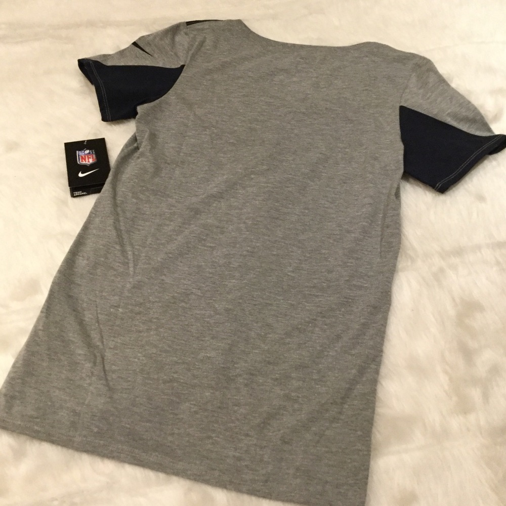 🎉BOGO 🆓🎉NWT Nike Seahawks Champion Drive Tee - Picture 5 of 7