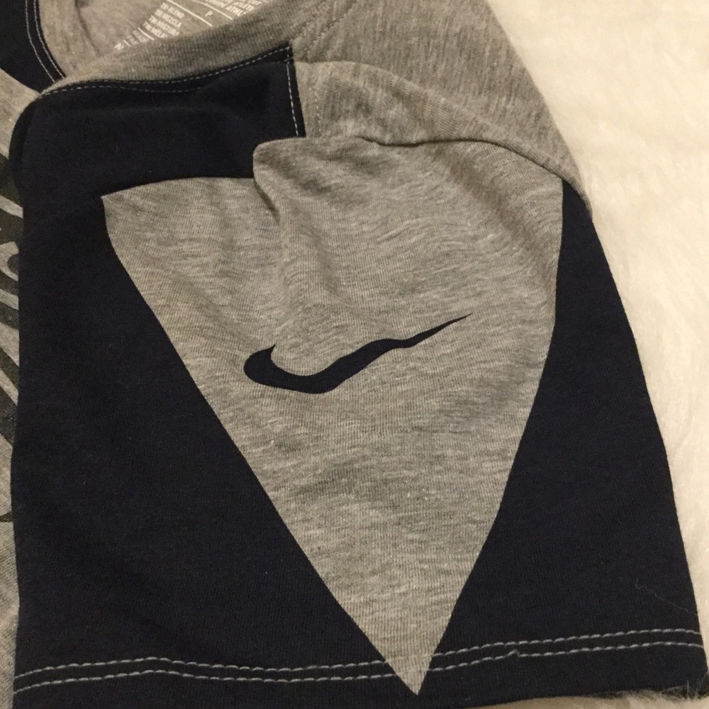 🎉BOGO 🆓🎉NWT Nike Seahawks Champion Drive Tee - Picture 7 of 7