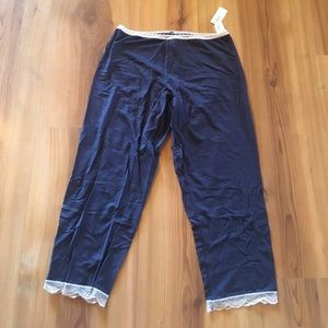 GapBody pajama capri bottoms