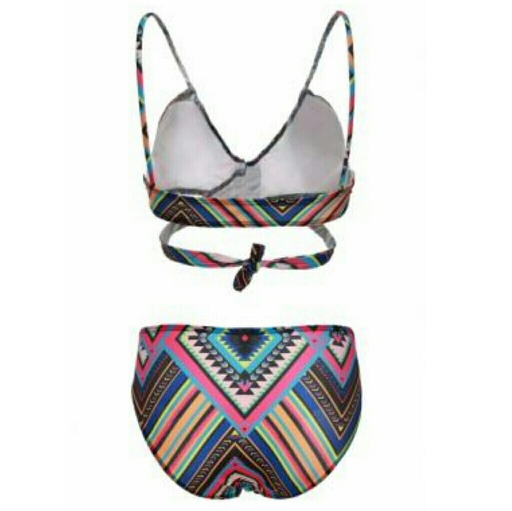 Aztec bikini - Picture 3 of 4