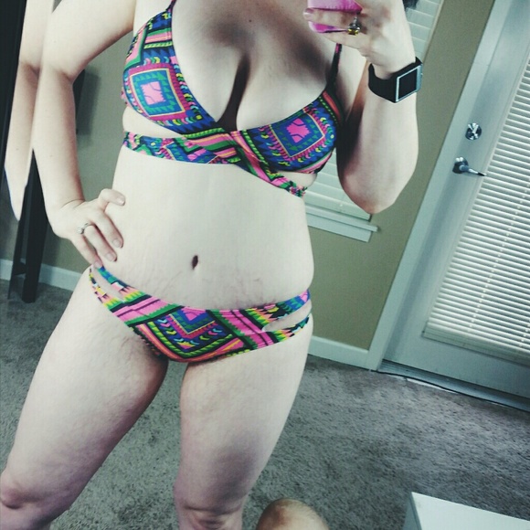 Aztec bikini - Picture 4 of 4