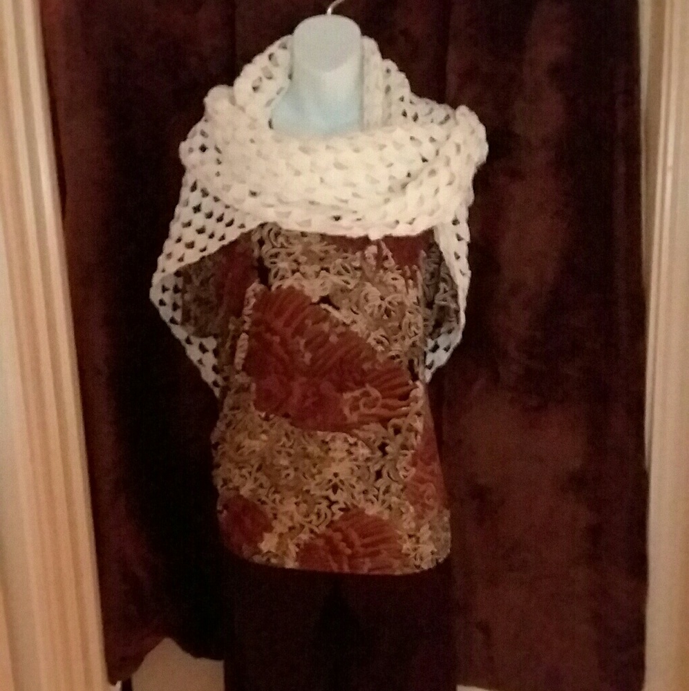 CROCHET SHAWL