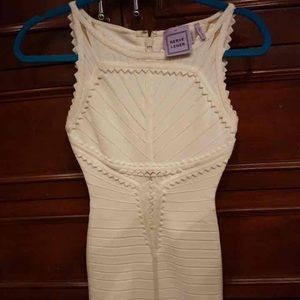 🌺Like new 100% authentic Herve leger🌺