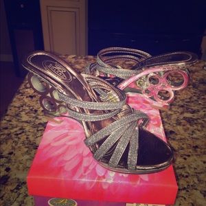 Bolaro by summer Rio Heels - Size 6.5 W/ Box