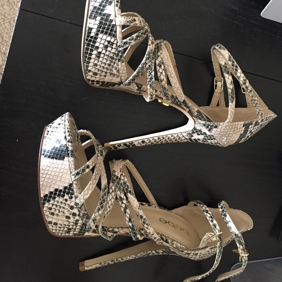 Bebe heels - Picture 2 of 3