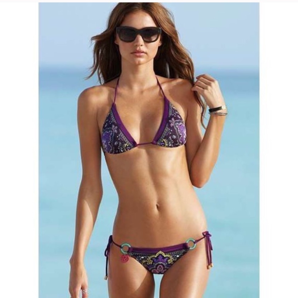 VS bikini
