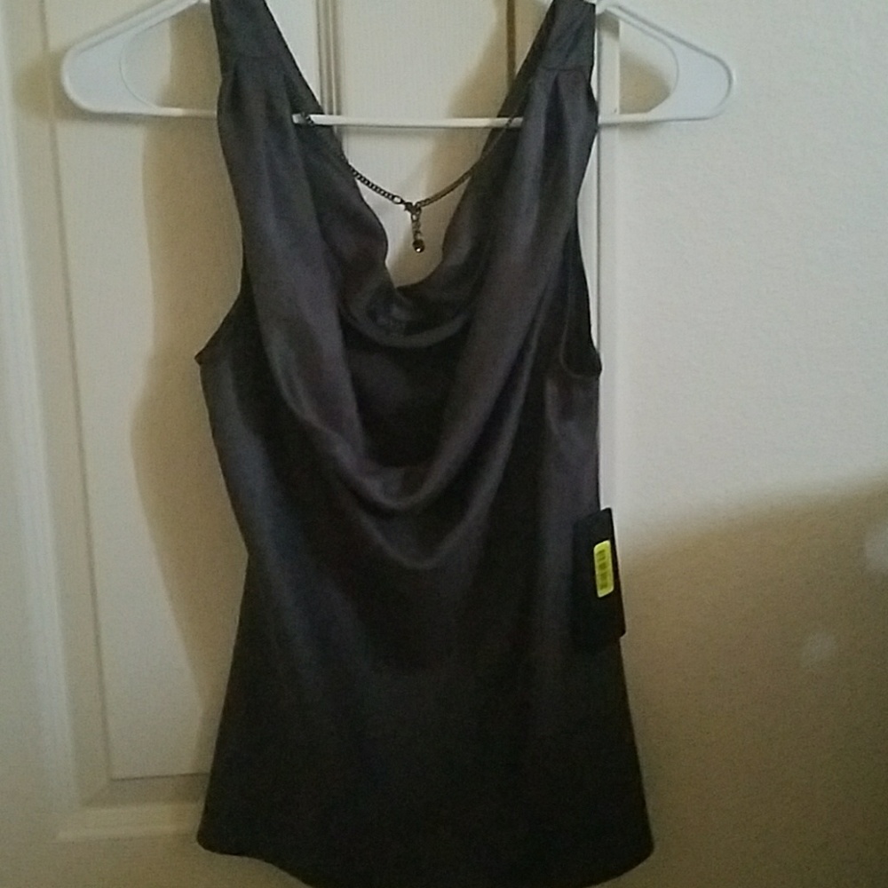NWT - XS Guess blouse