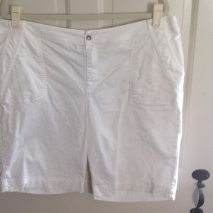 Additions by Chico sz 3 (sz 16)white cotton shorts