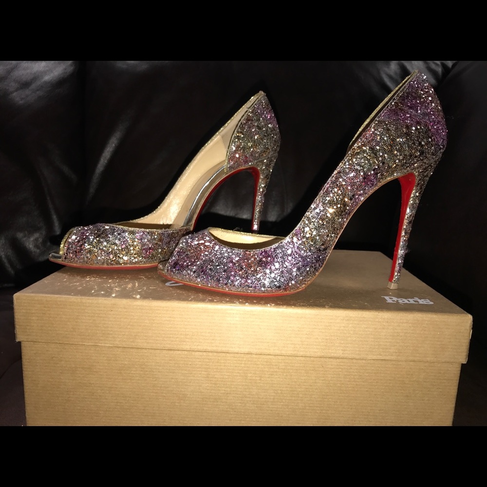 Christian Louboutin Rosette Glitter LOOKING2TRADE