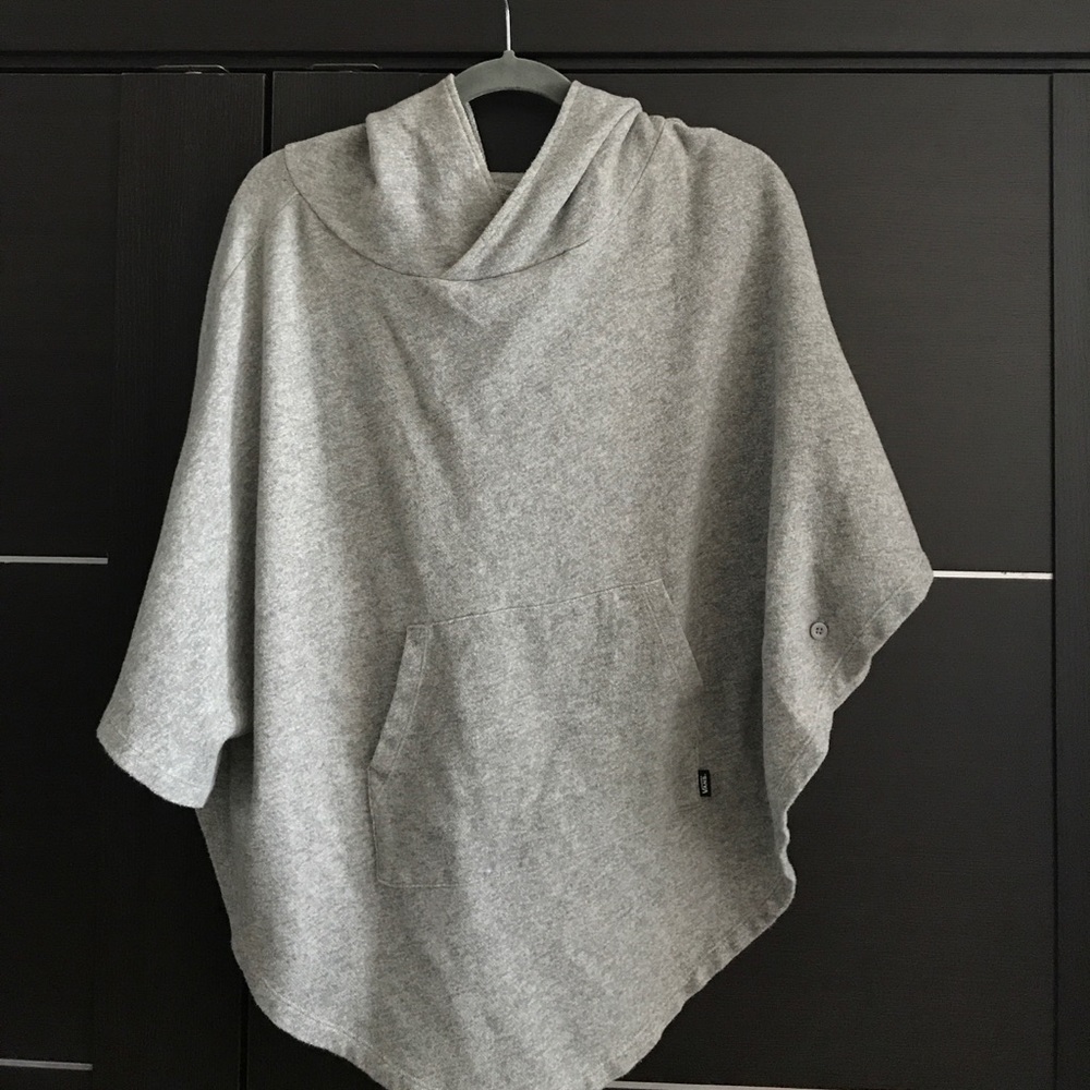 Hooded Vans Poncho