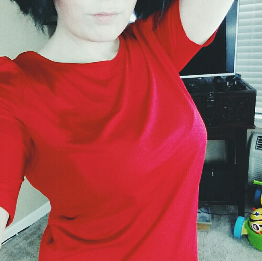Red mini dress - Picture 3 of 4