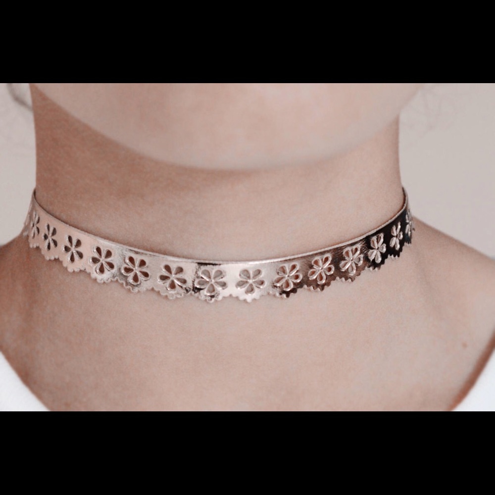 🆕🌼🌸🌺🌸🌼 CHOKERS - GOLD FLORAL LASER-CUT