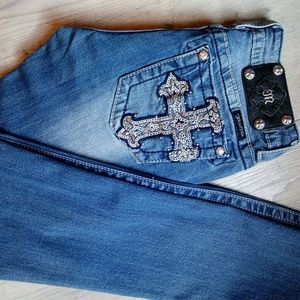 💥Weekend Sale💥 Miss Me Skinny Jeans.