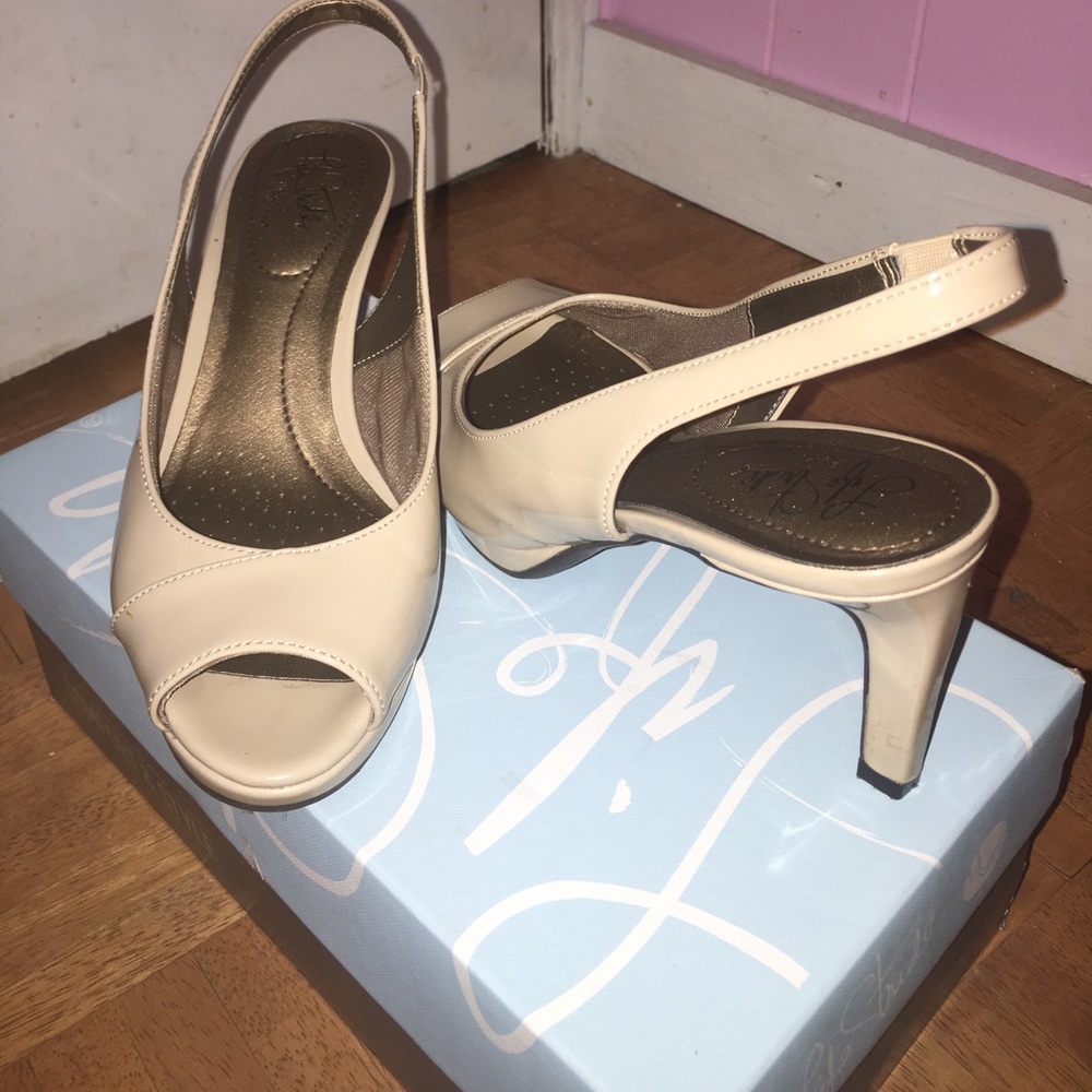 High heals nude